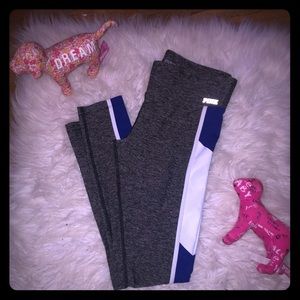 Pink NWOT Ultimate leggings  🐕